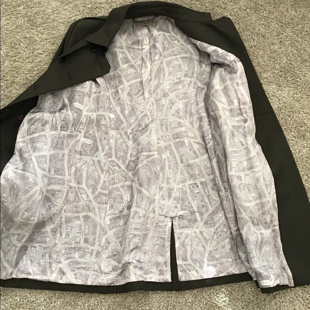 Coat - Picture 3 of 3